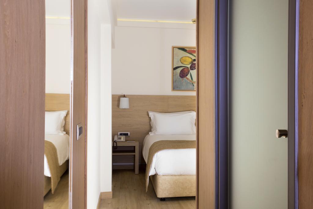 Golden Age Athens Hotel Bagian luar foto